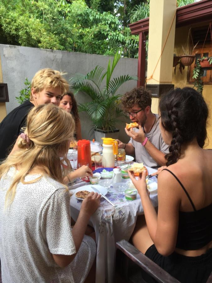 Vero Homestay Galle- Your Home Away From Home! Екстериор снимка